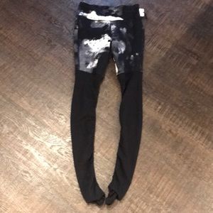 Alo Yoga Goddess Leggings